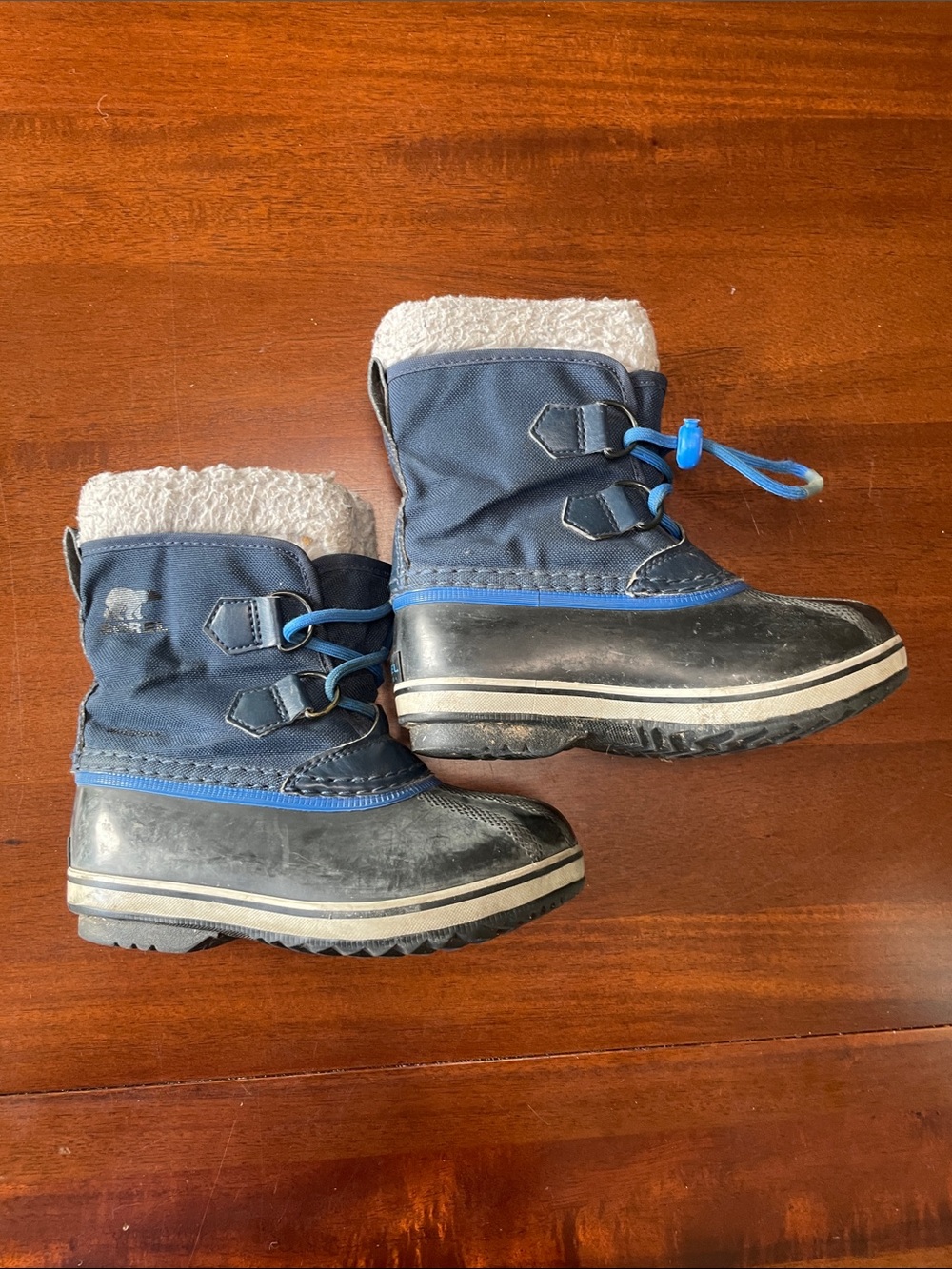 Sorel kids size 11 Yoot Pac winter boot